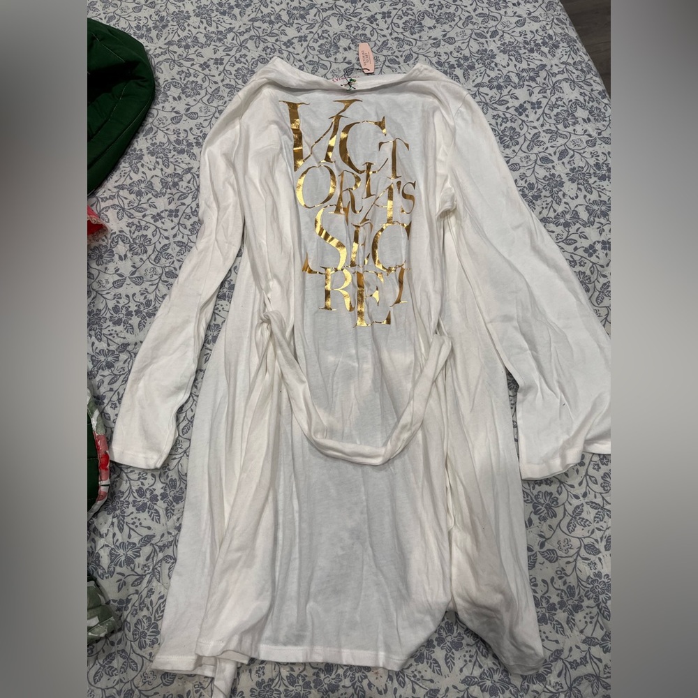 ⚪️Victoria's Secret White Garment with Pink Logo